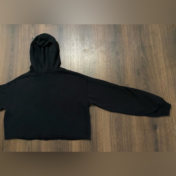 Women’s Bella + Canvas Fleece Black Plant Graphic Crop Sweatshirt L - Picture 8 of 12